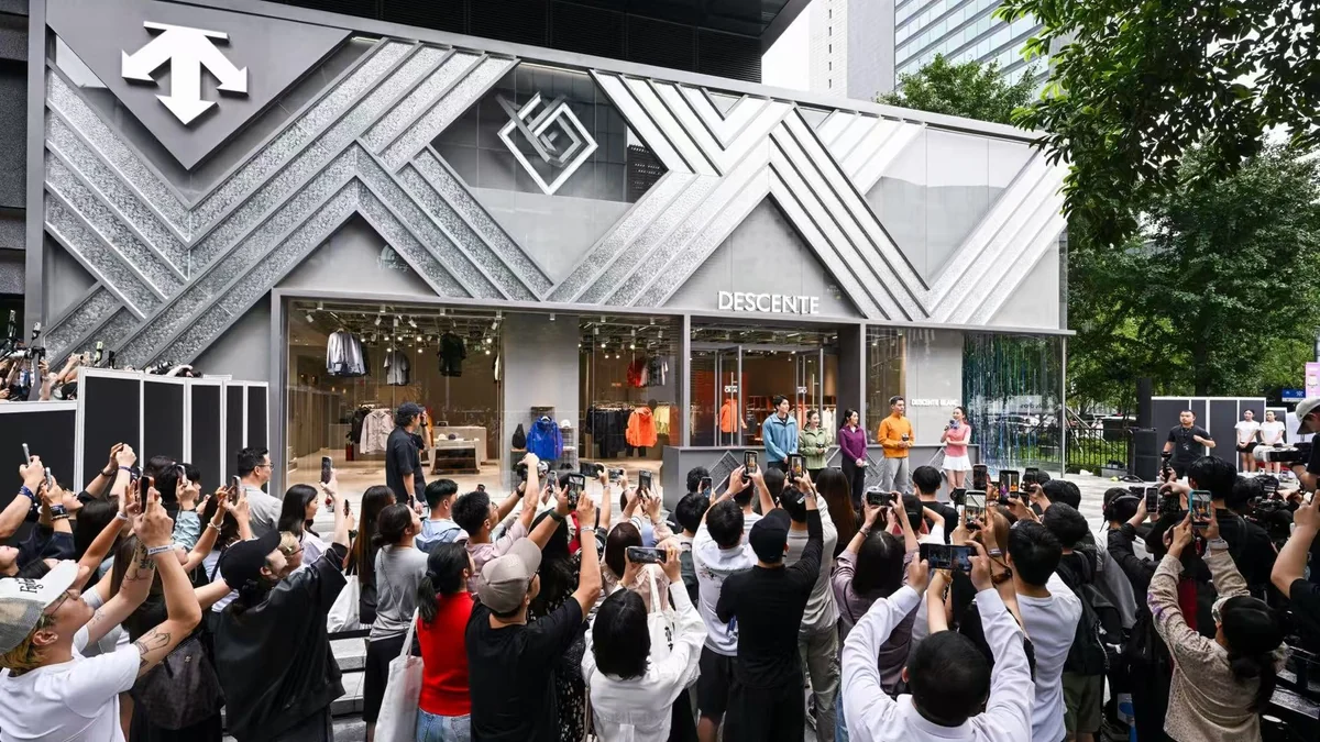 迪桑特上海静安嘉里中心城市概念店开幕，用空间讲冰雪基因