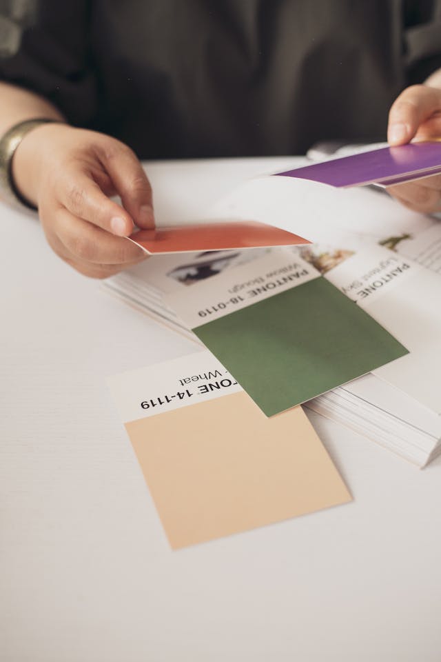 1721357848200615.jpg pexels-noemiji-16698508.jpg